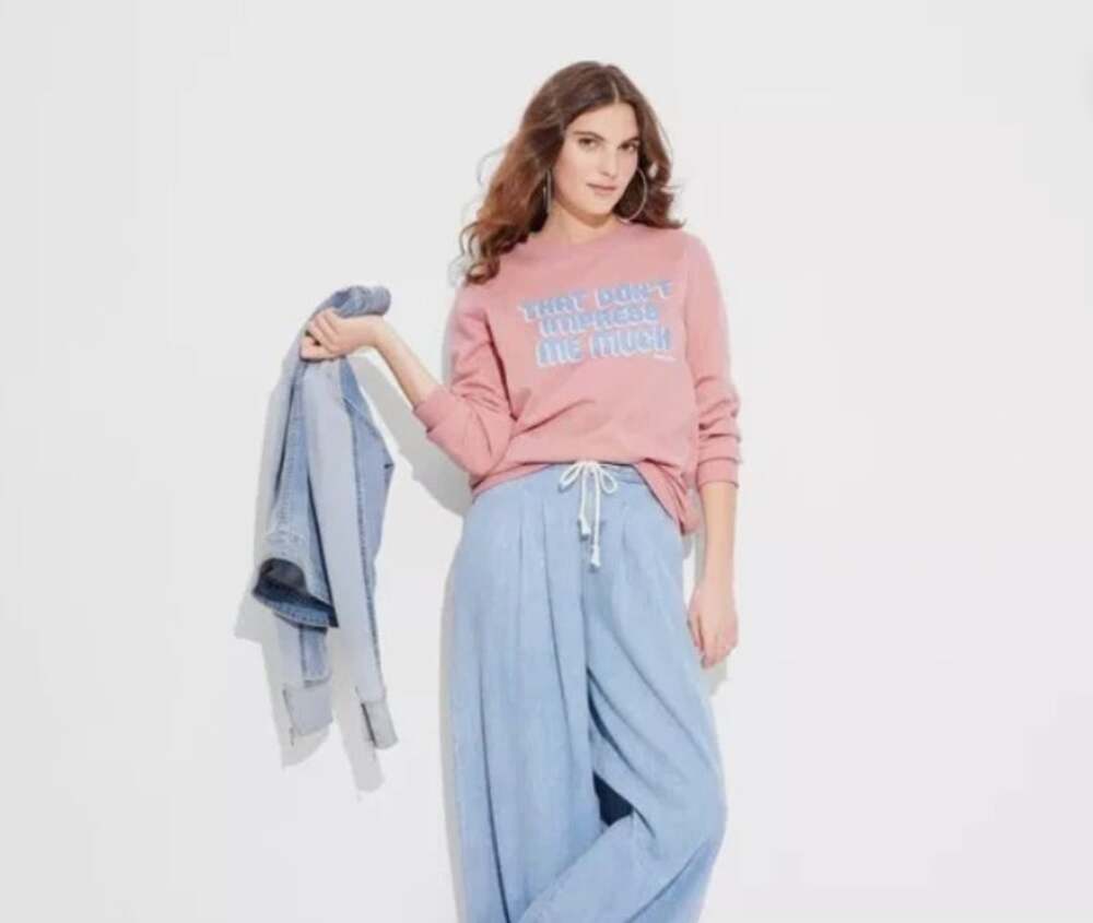 Shania Twain Pink & Blue That Don't Impress Me Much Crewneck Sweater XL